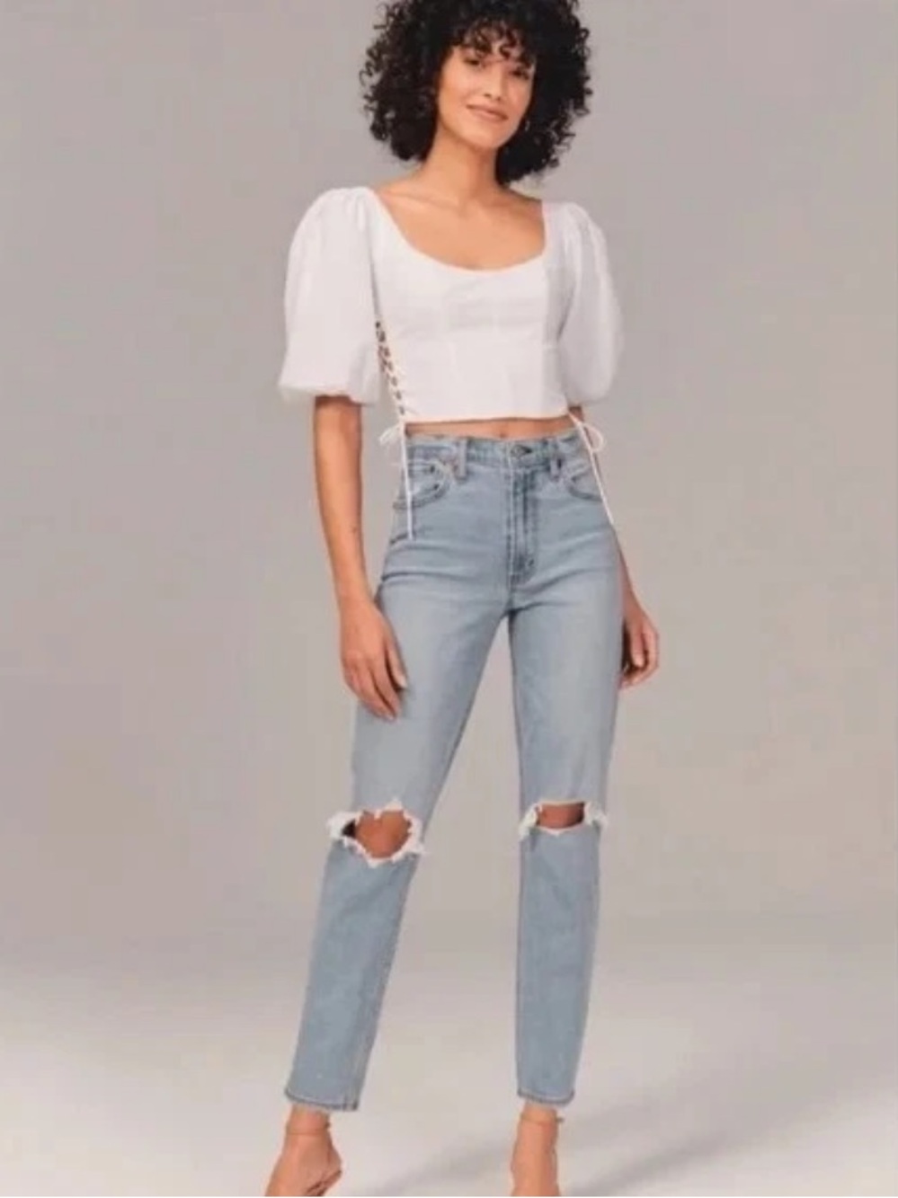 Abercrombie & Fitch "Curve Love The Mom High Rise" distressed jeans. Size 6 (28)